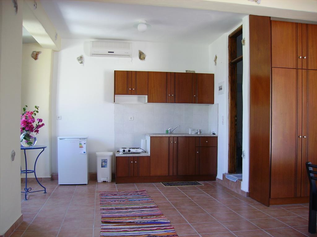 Studios Happiness Panteli Exterior foto